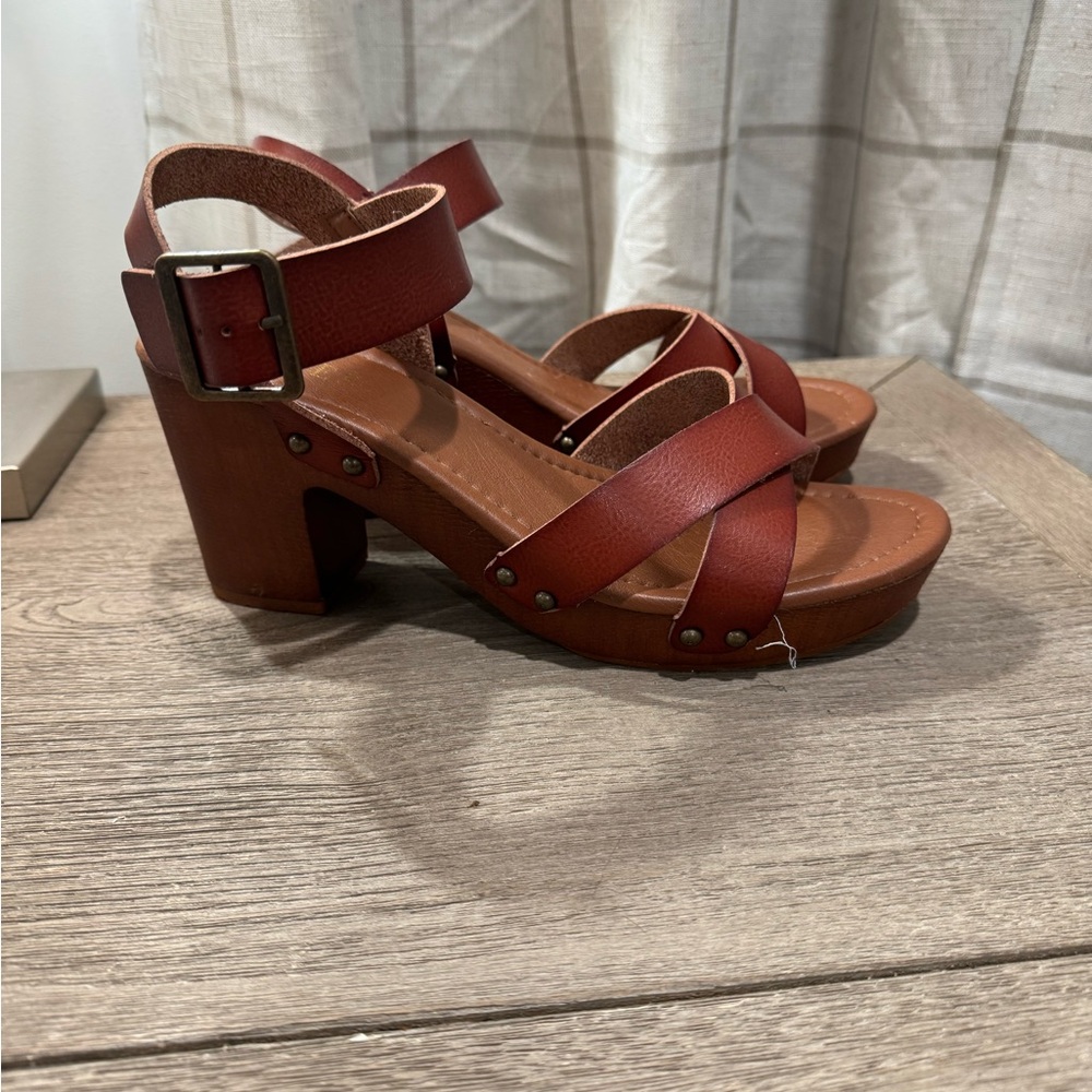 Chic Women's Platform Sandals in Deep Brown